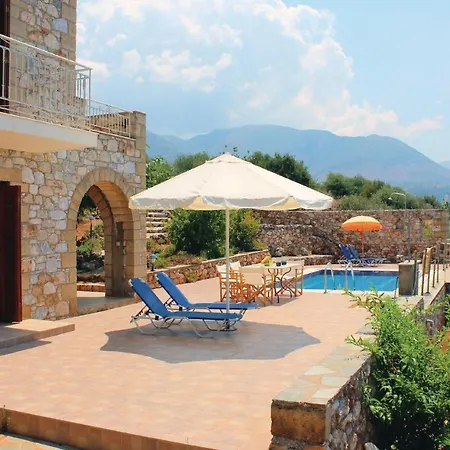 Agios Nikolaos 度假居 *